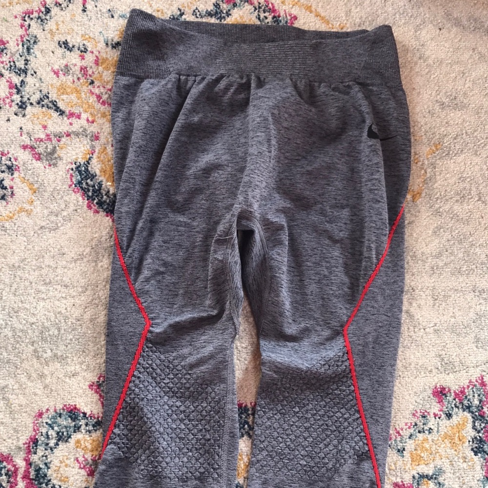 Nike pro workout pants